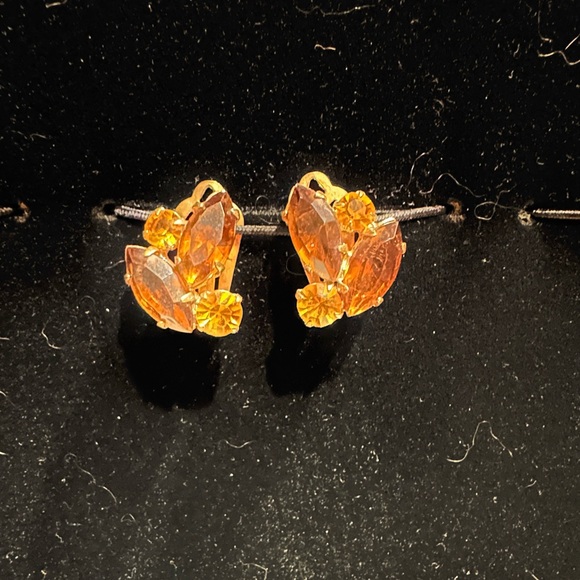 Source Unknown Jewelry - Elegant Gold and Orange Crystal Earrings